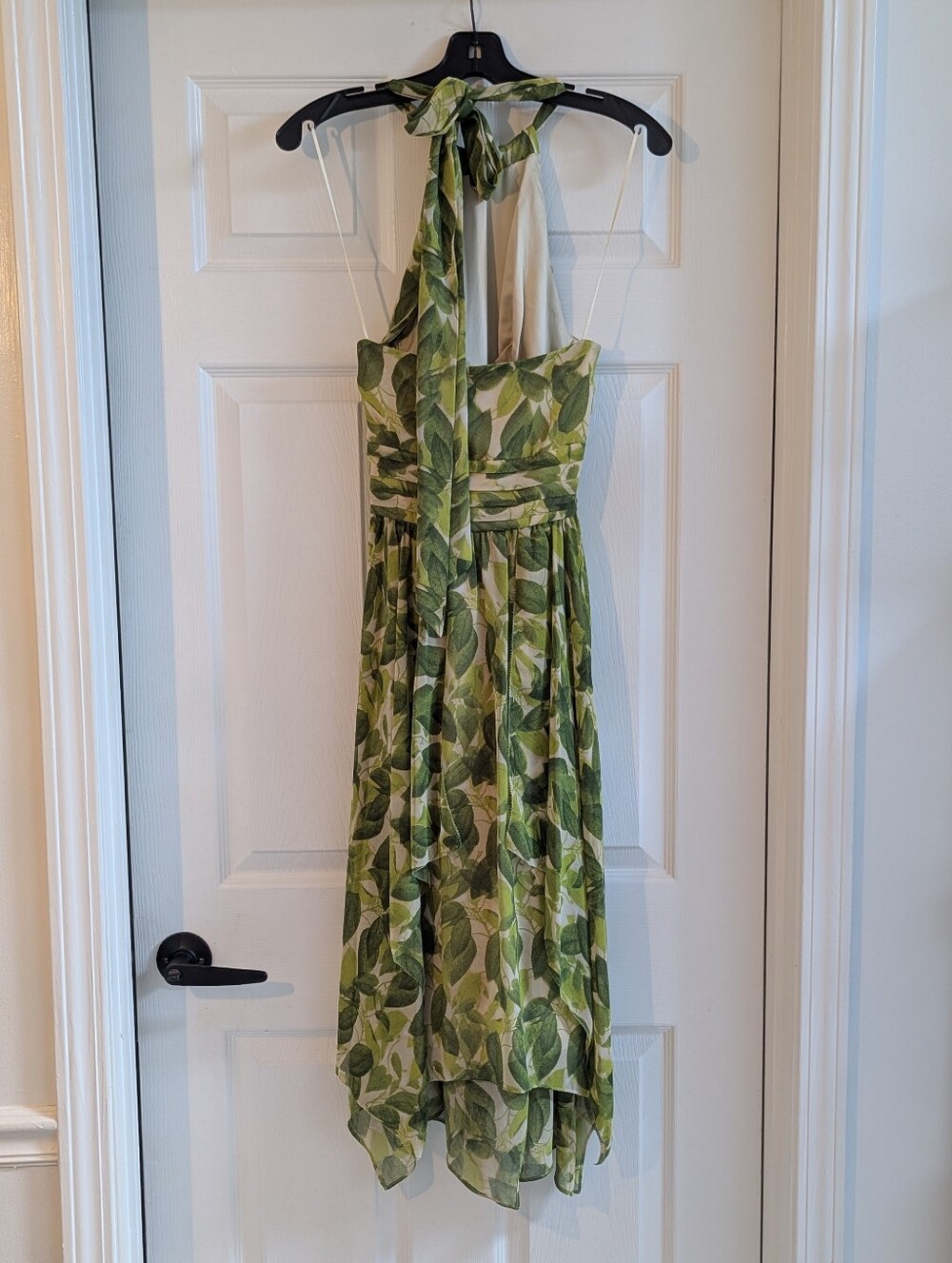 Green Leaf-Print Halter Dress - Picture 5 of 6